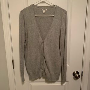 Old Navy gray v-neck cardigan, size L